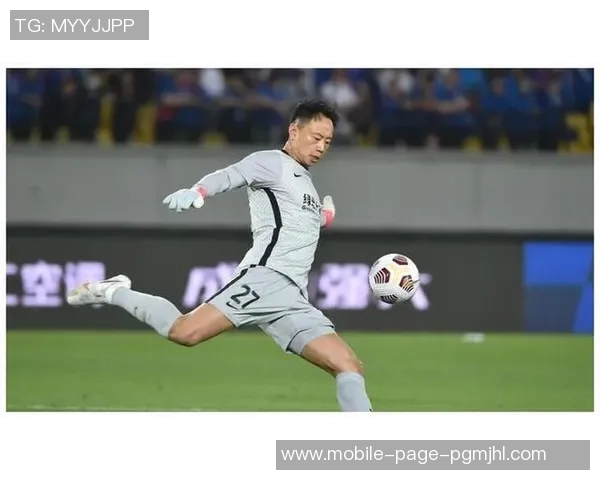 克莱自信替补出战将展现精彩表现期待为球队贡献力量 克莱自信替补出战将展现精彩表现期待为球队贡献力量